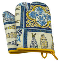 100% Cotton Traditional Portuguese Symbols Oven Kitchen Mitt Set of 2