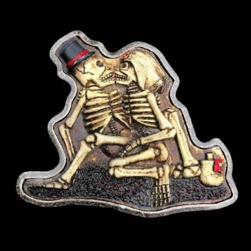 Skulls Kissing Belt Buckle Till Death Do Us Part Skull Skeletons Buckles Belts - Buckles.Biz